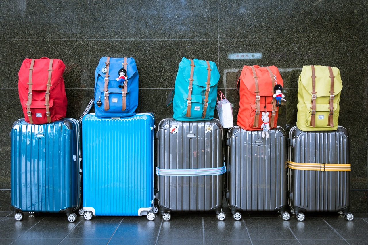 Jakie torby najlepiej zabrać na wakacje?