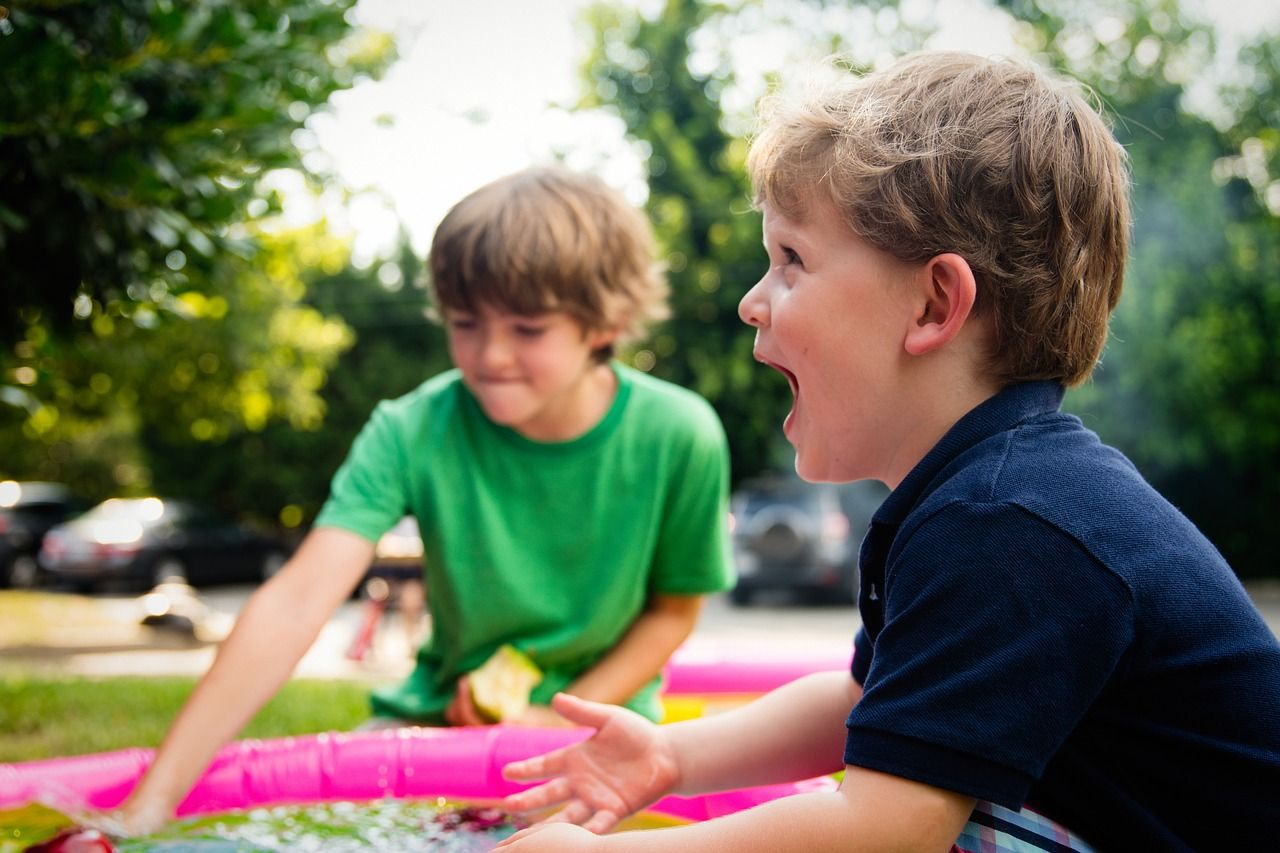 Kreatywne gry i place zabaw, czyli jak stworzyć przyjazną atmosferę w szkole?