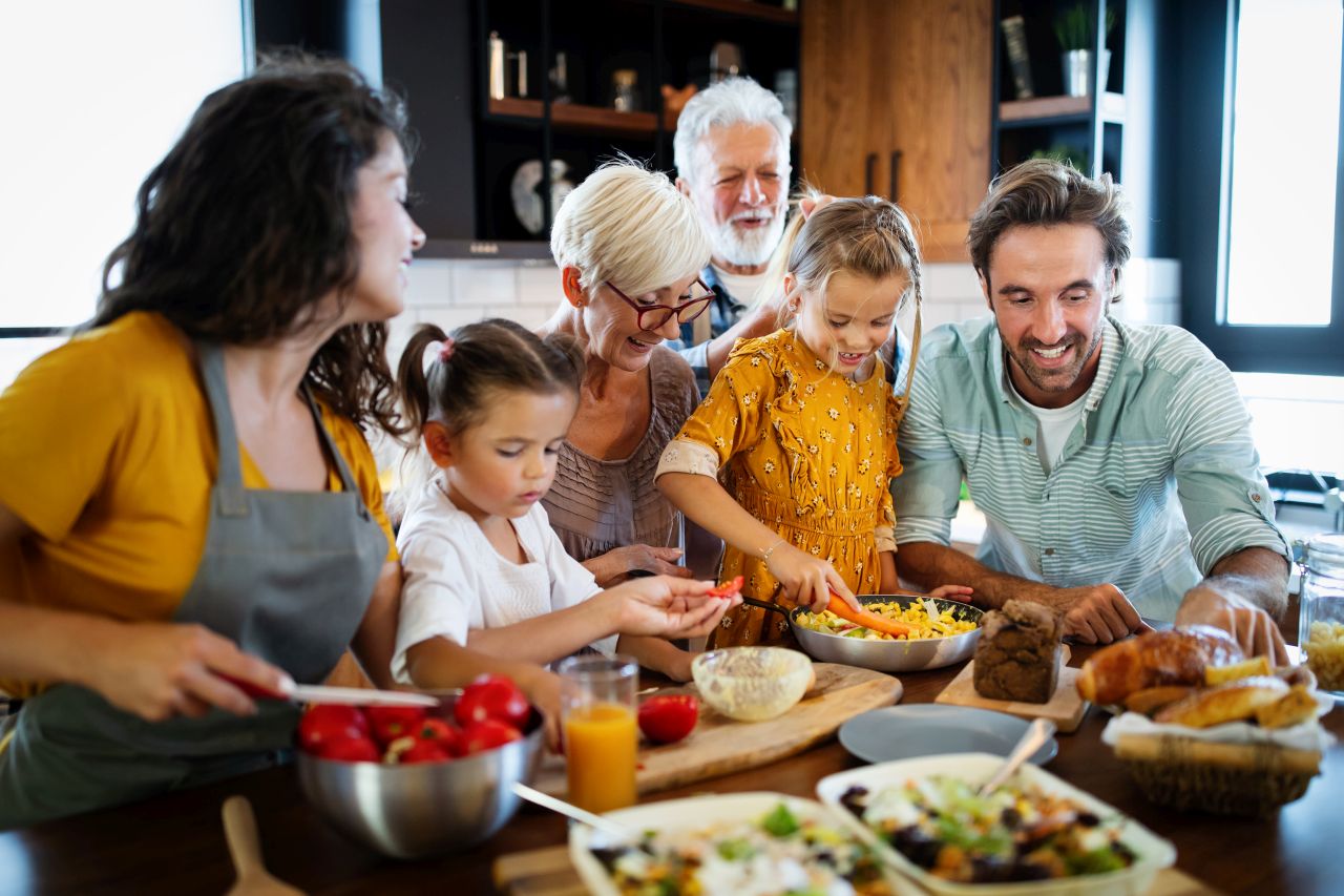 Impreza rodzinna – co powinno znaleźć się na stole?